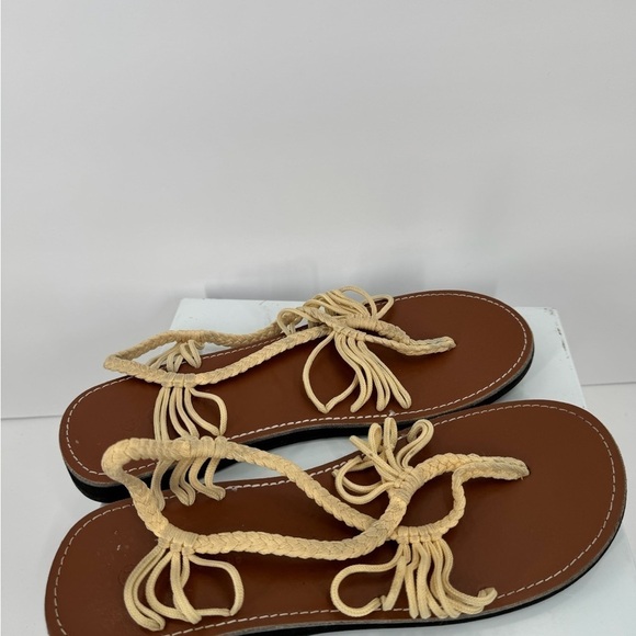 Plaka Summer Sandals Size 11 - Picture 2 of 4